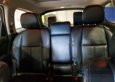 2015 Nissan Pathfinder S z USA, uszkodzony, nr VIN 5N1AR2MMXFC712845